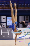 Arina Charopa. Arina Charopa — Weltcup 2013 (Looks: blauer Gymnastikanzug)