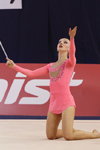 Übung mit den Keulen. Polen — Weltcup 2013 (Looks: rosaner Gymnastikanzug)