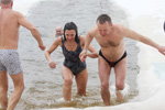 Водохресні купання: аншлаг на міському пляжі