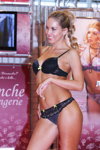 Dimanche lingerie show — Lingerie-Expo 2013 (looks: black bra, black briefs, braid)