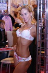Dimanche lingerie show — Lingerie-Expo 2013 (looks: white flowerfloral bra, white flowerfloral guipure briefs)