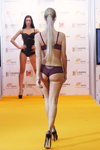 Felina show — Lingerie-Expo 2013 (looks: beetroot pants, beetroot bra, blond hair, horsetail (hairstyle))