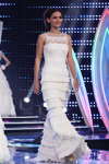 Uczestniczki "Miss Mińsk 2013", które zakwalifikowałi się do TOP-15 (ubrania i obraz: suknia ślubna biała)