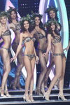 Gala final — Miss Minsk 2013 (looks: bañador estampado, , sandalias de tacón blancas; personas: Maria Smargun, Alina Danilevich)