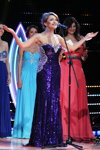 Finał — Miss Mińska 2013 (ubrania i obraz: suknia wieczorowa fioletowa)