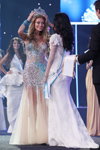 Катерина Бурая і Мутія Датул. Корона "Miss Supranational 2013" відлітає в Філіппіни. Частина 1