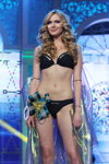 Maryja Wialiczka. Maryja Wialiczka — Miss World Belarus 2013 (ubrania i obraz: strój kąpielowy czarny)
