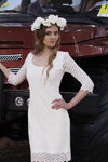 Girls — Motorshow 2013. Part 1 (looks: white lace dress, )