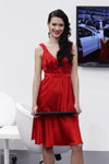 Mädchen — Motorshow 2013. Teil 2 (Looks: rotes Kleid)