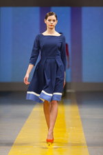 Показ Narciss — Riga Fashion Week SS14 (наряды и образы: синее платье)