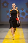Modenschau von Narciss — Riga Fashion Week SS14 (Looks: schwarzes Kleid)