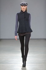 Natālija Jansone show — Riga Fashion Week AW13/14 (looks: black tights, black beret)