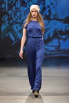 Modenschau von Natālija Jansone — Riga Fashion Week SS14 (Looks: blauer Jumpsuit)
