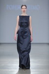 Показ Pohjanheimo — Riga Fashion Week AW13/14 (наряды и образы: чёрное вечернее платье без рукавов)