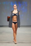 Desfile de Sin on the Beach — Riga Fashion Week SS14 (looks: bikini negro)