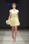 Pokaz Skladnova — Riga Fashion Week SS14 (ubrania i obraz: sukienka mini żółta)