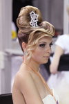 Brautfrisuren — Roza vetrov - HAIR 2013. Teil 1 (Looks: weißes Hochzeitskleid)