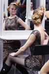 Evening Style — Роза вітрів - HAIR 2013 (наряди й образи: чорна сукня-футляр, чорні прозорі колготки, чорні чоботи)