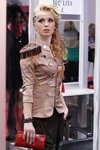Full Fashion Look — Roza vetrov - HAIR 2013 (looks: red clutch, nude blazer)