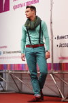 HAIR TATTOO — Роза Ветров - HAIR 2013 (наряды и образы: бирюзовый джемпер, бордовые туфли, коричневый ремень, джинсы цвета морской волны)