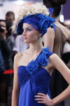 Maquillaje de pasarela — Roza vetrov - HAIR 2013 (looks: vestido de color azul aciano, )