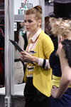 Діана Ревяко. Подіумний макіяж — Роза вітрів - HAIR 2013 (наряди й образи: жовтий жакет, пучок (зачіска))