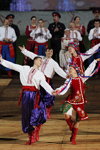 Церемонія відкриття — Сожскі карагод 2013 (наряди й образи: сіні шаровари, біла вишиванка, червоні чоботи)