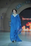 Фестиваль национального платья — Art Week Style.uz 2013 (наряды и образы: синее платье)