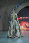 Фестиваль национального платья — Art Week Style.uz 2013 (наряды и образы: серое вечернее платье)