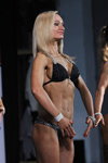 Model fitness (women) — Campeonato de WFF-WBBF 2013. Parte 1 (looks: bañador negro)
