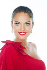 Diāna Kubasova (looks: red dress)