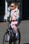 Minsk street fashion. 09/2013. Part 2 (looks: printed jacket, pink hoody, pink trousers, blue sneakers, )