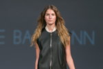 Modenschau von Dace Bahmann / BeCarousell — Riga Fashion Week SS15