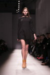 Pokaz Chapurin — Aurora Fashion Week Russia SS15 (ubrania i obraz: sukienka czarna)