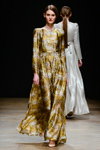 Villa Turgenev show. AURORA MARKET (looks: goldevening dress with leopard print)