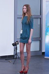 Casting — Miss Belarus 2014 (Looks: aquamarines Mini Kleid, hautfarbene transparente Strumpfhose)
