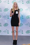 Кастинг конкурсу "Міс Білорусь 2014" (наряди й образи: чорна сукня міні, блонд (колір волосся))