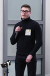 Кастинг конкурсу "Містер Білорусь 2014" (наряди й образи: чорна водолазка, чорні штани)