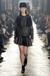 Показ Designers Remix — Copenhagen Fashion Week AW14/15 (наряды и образы: чёрная куртка, чёрная юбка мини)