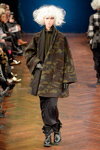 Показ Ivan Grundahl — Copenhagen Fashion Week AW14/15 (наряды и образы: камуфляжное пальто)