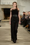 Показ Stasia — Copenhagen Fashion Week AW14/15 (наряды и образы: чёрное вечернее платье, коса (причёска))