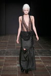 Pokaz BARBARA I GONGINI — Copenhagen Fashion Week SS15 (ubrania i obraz: top czarny przejrzysty, spódnica czarna)