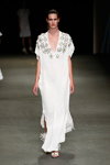 Показ By Malene Birger — Copenhagen Fashion Week SS15 (наряды и образы: белое платье с декольте)