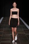 Pokaz Maikel Tawadros — Copenhagen Fashion Week SS15 (ubrania i obraz: biustonosz opaska czarny, spódnica czarna)