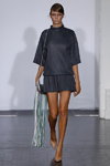 Pokaz Mark Kenly Domino Tan — Copenhagen Fashion Week SS15 (ubrania i obraz: sukienka mini szara, )
