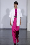 Mark Kenly Domino Tan show — Copenhagen Fashion Week SS15 (looks: white blazer, fuchsia trousers, fuchsia top)