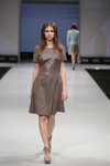 Pokaz Trends — CPM FW14/15 (ubrania i obraz: sukienka w kolorze kawa z mlekiem, sandały w kolorze kawa z mlekiem)