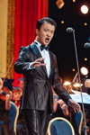 Бас-баритон з Монголії переміг в конкурсі вокалістів ім. М. Магомаєва (наряди й образи: чорний краватка-метелик, біла сорочка, чорний костюм)