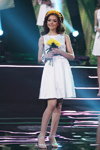 Angielina Niarushkina. Gala final — Miss Belarús 2014. Top-25 (looks: vestido blanco)