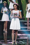 Ірина Бахур. Перше дефіле в фіналі "Міс Білорусь 2014" (наряди й образи: біла сукня)